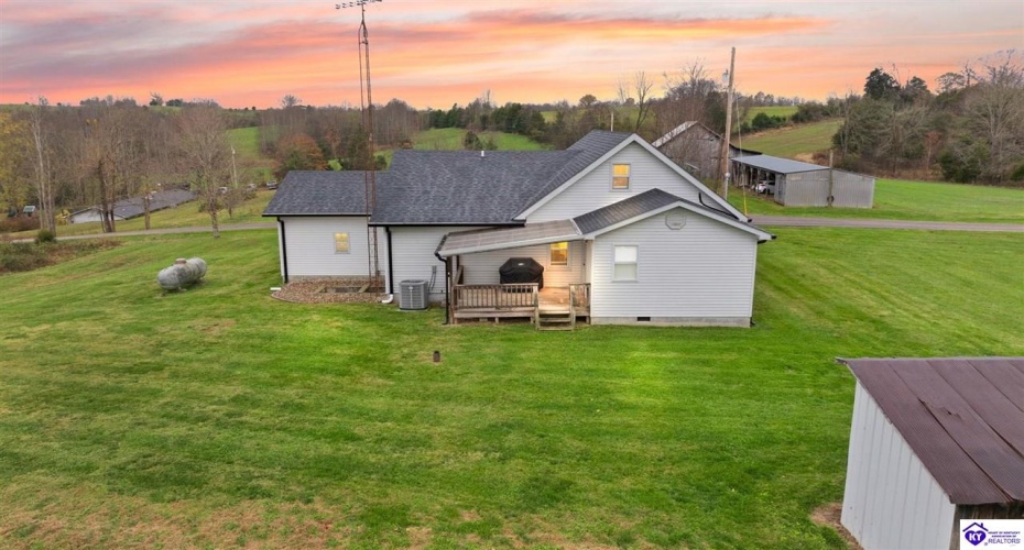 Elam Perkins Road, Greensburg, Kentucky 42743, ,2 BathroomsBathrooms,For Sale,Elam Perkins Road,HK24004538