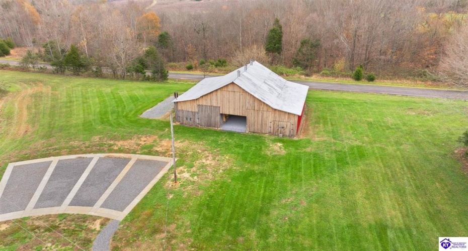 Elam Perkins Road, Greensburg, Kentucky 42743, ,2 BathroomsBathrooms,For Sale,Elam Perkins Road,HK24004538