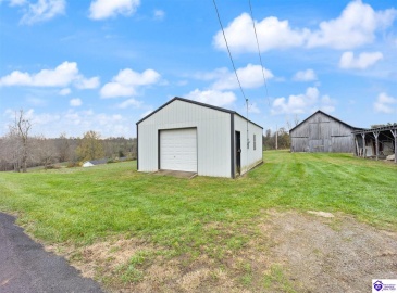 Elam Perkins Road, Greensburg, Kentucky 42743, ,2 BathroomsBathrooms,For Sale,Elam Perkins Road,HK24004538