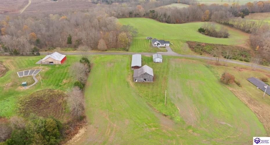 Elam Perkins Road, Greensburg, Kentucky 42743, ,2 BathroomsBathrooms,For Sale,Elam Perkins Road,HK24004538