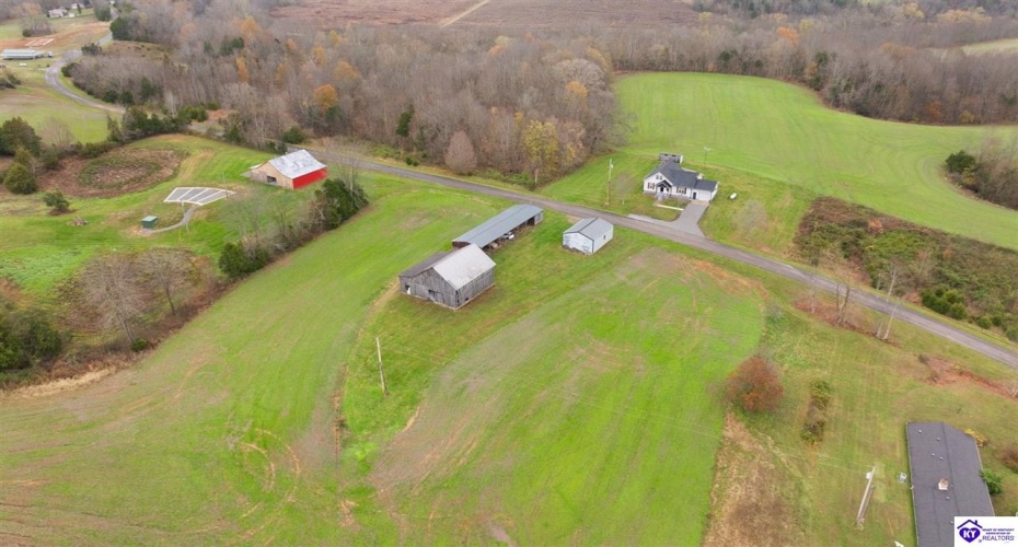 Elam Perkins Road, Greensburg, Kentucky 42743, ,2 BathroomsBathrooms,For Sale,Elam Perkins Road,HK24004538