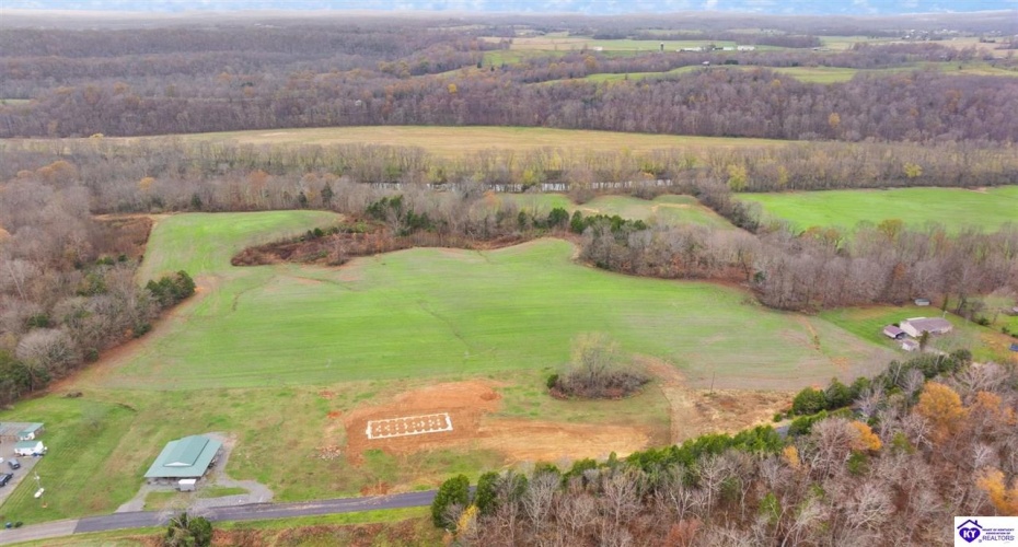 Elam Perkins Road, Greensburg, Kentucky 42743, ,2 BathroomsBathrooms,For Sale,Elam Perkins Road,HK24004538