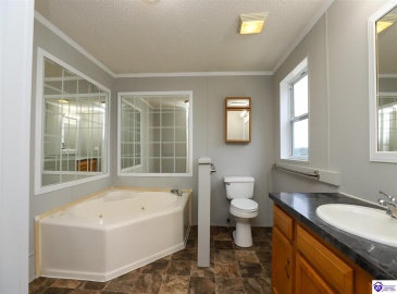 Antioch Church Road, Big Clifty, Kentucky 42712, ,2 BathroomsBathrooms,For Sale,Antioch Church Road,HK24004540