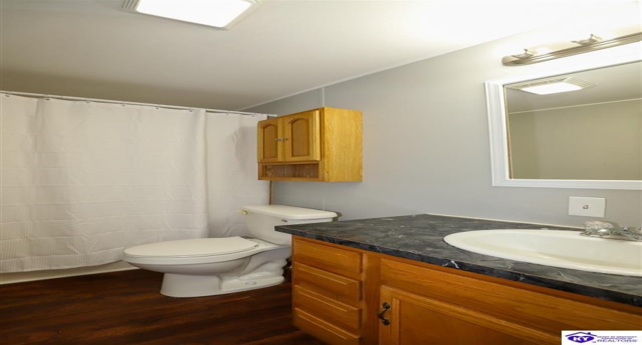 Antioch Church Road, Big Clifty, Kentucky 42712, ,2 BathroomsBathrooms,For Sale,Antioch Church Road,HK24004540