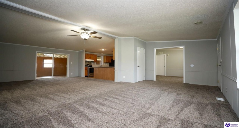 Antioch Church Road, Big Clifty, Kentucky 42712, ,2 BathroomsBathrooms,For Sale,Antioch Church Road,HK24004540