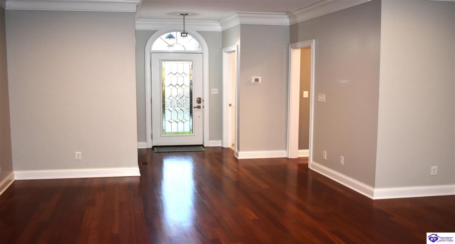 Evergreen Garden, Elizabethtown, Kentucky 42701, ,3 BathroomsBathrooms,For Sale,Evergreen Garden,HK24004541