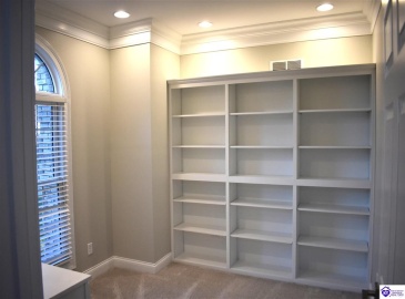 Evergreen Garden, Elizabethtown, Kentucky 42701, ,3 BathroomsBathrooms,For Sale,Evergreen Garden,HK24004541