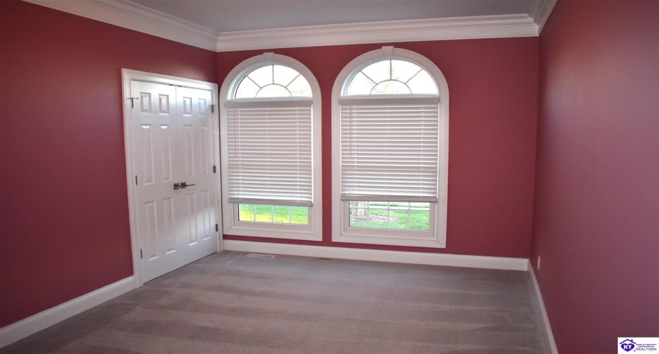 Evergreen Garden, Elizabethtown, Kentucky 42701, ,3 BathroomsBathrooms,For Sale,Evergreen Garden,HK24004541