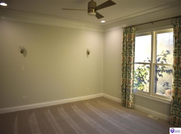 Evergreen Garden, Elizabethtown, Kentucky 42701, ,3 BathroomsBathrooms,For Sale,Evergreen Garden,HK24004541