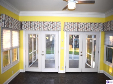 Evergreen Garden, Elizabethtown, Kentucky 42701, ,3 BathroomsBathrooms,For Sale,Evergreen Garden,HK24004541