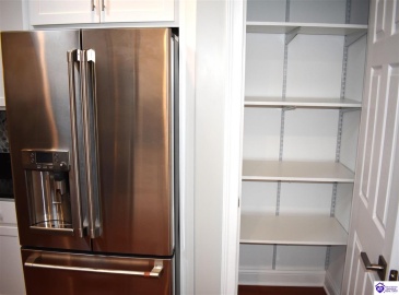 Evergreen Garden, Elizabethtown, Kentucky 42701, ,3 BathroomsBathrooms,For Sale,Evergreen Garden,HK24004541