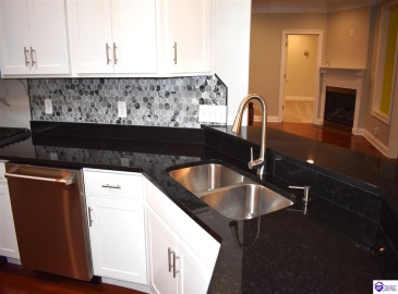 Evergreen Garden, Elizabethtown, Kentucky 42701, ,3 BathroomsBathrooms,For Sale,Evergreen Garden,HK24004541