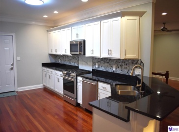 Evergreen Garden, Elizabethtown, Kentucky 42701, ,3 BathroomsBathrooms,For Sale,Evergreen Garden,HK24004541