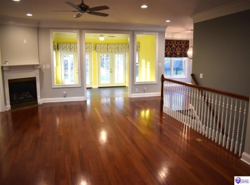 Evergreen Garden, Elizabethtown, Kentucky 42701, ,3 BathroomsBathrooms,For Sale,Evergreen Garden,HK24004541