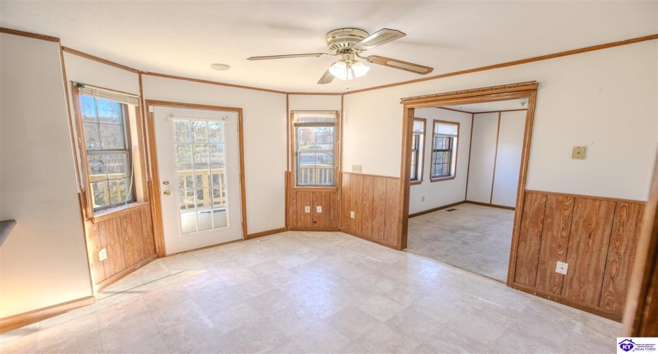 Terrace Drive, Radcliff, Kentucky 40160, ,3 BathroomsBathrooms,For Sale,Terrace Drive,HK24004544