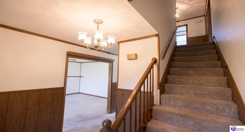 Terrace Drive, Radcliff, Kentucky 40160, ,3 BathroomsBathrooms,For Sale,Terrace Drive,HK24004544