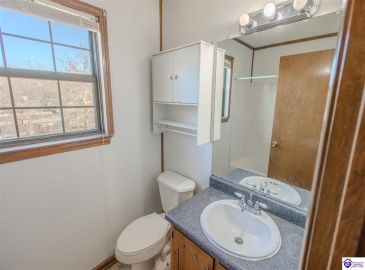 Terrace Drive, Radcliff, Kentucky 40160, ,3 BathroomsBathrooms,For Sale,Terrace Drive,HK24004544