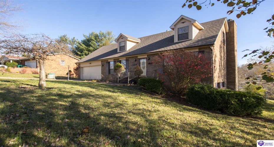 Terrace Drive, Radcliff, Kentucky 40160, ,3 BathroomsBathrooms,For Sale,Terrace Drive,HK24004544