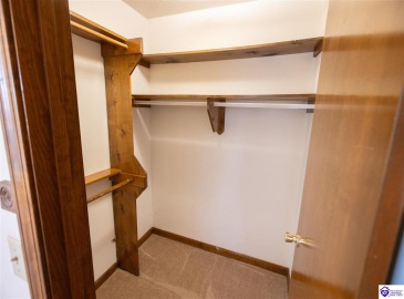 Terrace Drive, Radcliff, Kentucky 40160, ,3 BathroomsBathrooms,For Sale,Terrace Drive,HK24004544