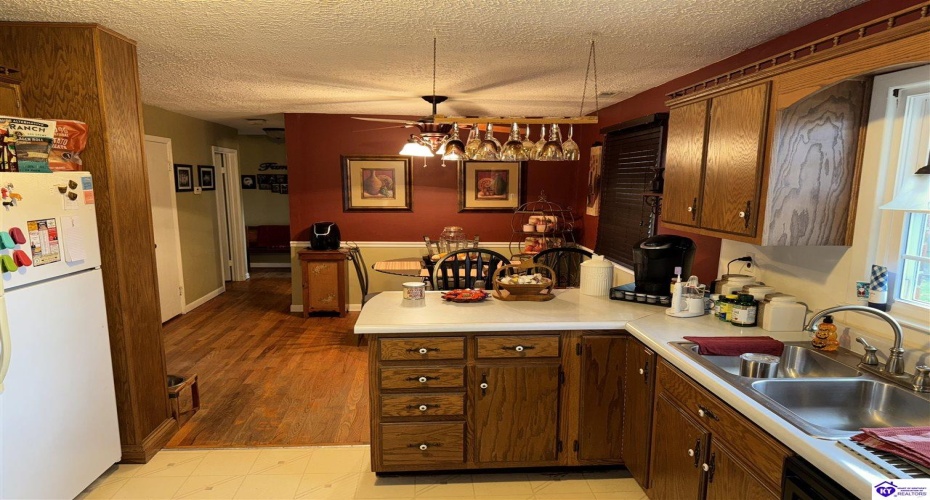 McMillen Drive, Elizabethtown, Kentucky 42701, ,1 BathroomBathrooms,For Sale,McMillen Drive,HK24004546