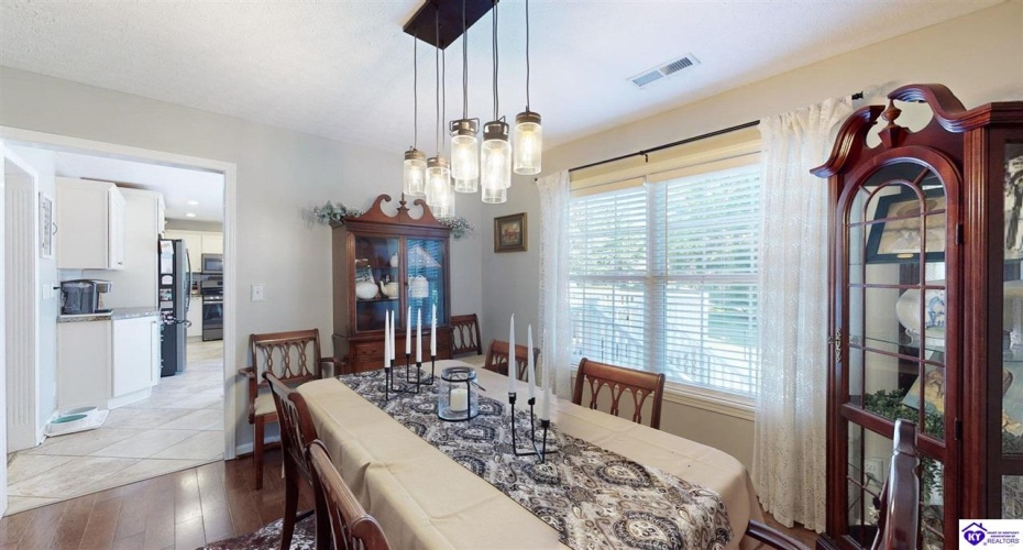 Overlook Terrace, Brandenburg, Kentucky 40108, ,2 BathroomsBathrooms,For Sale,Overlook Terrace,HK24004548