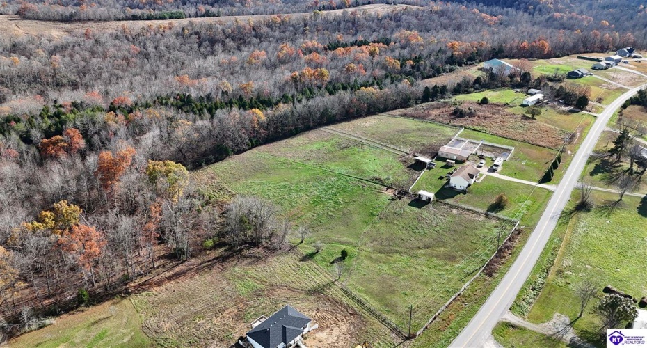 Salt River Road, Eastview, Kentucky 42732, ,3 BathroomsBathrooms,For Sale,Salt River Road,HK24004549