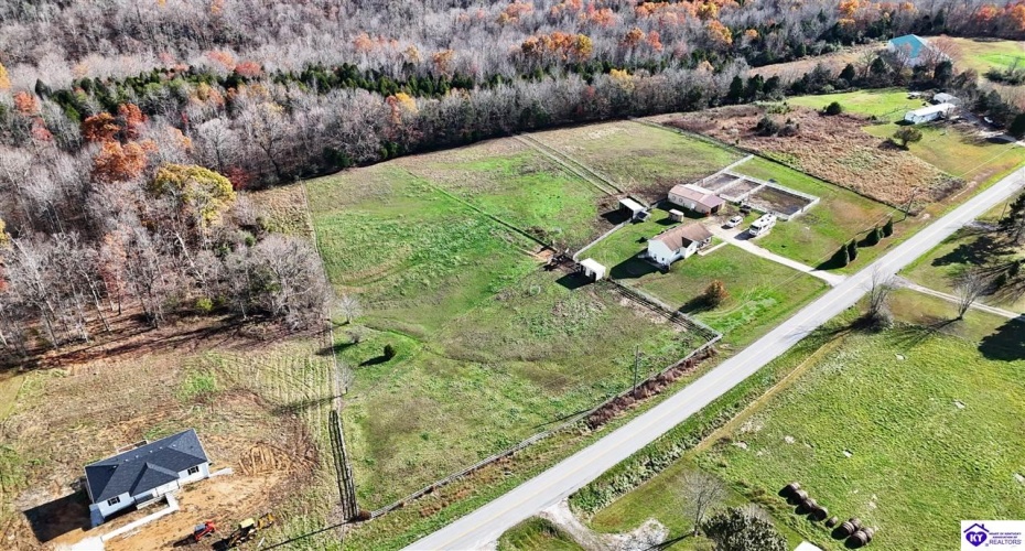 Salt River Road, Eastview, Kentucky 42732, ,3 BathroomsBathrooms,For Sale,Salt River Road,HK24004549