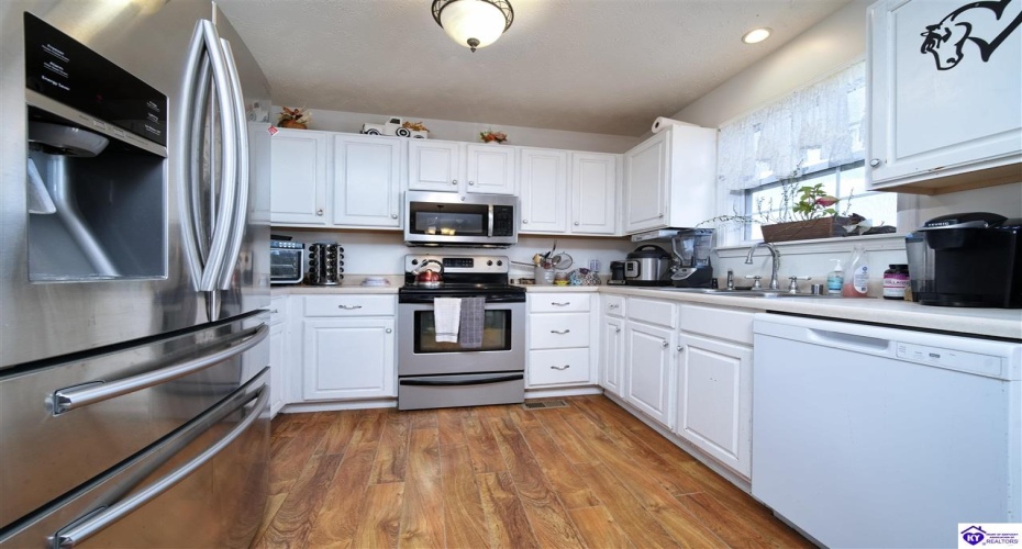 Salt River Road, Eastview, Kentucky 42732, ,3 BathroomsBathrooms,For Sale,Salt River Road,HK24004549