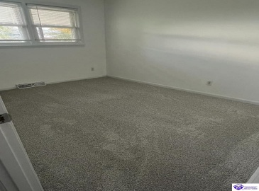 Gregory Street, Elizabethtown, Kentucky 42701, ,2 BathroomsBathrooms,For Sale,Gregory Street,HK24004557