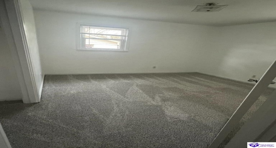 Gregory Street, Elizabethtown, Kentucky 42701, ,2 BathroomsBathrooms,For Sale,Gregory Street,HK24004557