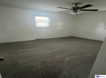 Gregory Street, Elizabethtown, Kentucky 42701, ,2 BathroomsBathrooms,For Sale,Gregory Street,HK24004557