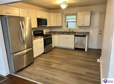 Gregory Street, Elizabethtown, Kentucky 42701, ,2 BathroomsBathrooms,For Sale,Gregory Street,HK24004557