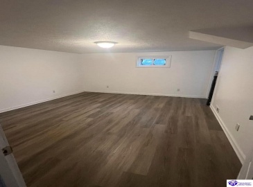 Gregory Street, Elizabethtown, Kentucky 42701, ,2 BathroomsBathrooms,For Sale,Gregory Street,HK24004557