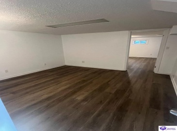 Gregory Street, Elizabethtown, Kentucky 42701, ,2 BathroomsBathrooms,For Sale,Gregory Street,HK24004557