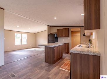 Irvington Heights Lane, Irvington, Kentucky 40146, ,2 BathroomsBathrooms,For Sale,Irvington Heights Lane,HK24004558