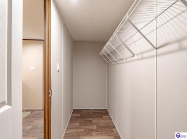 Irvington Heights Lane, Irvington, Kentucky 40146, ,2 BathroomsBathrooms,For Sale,Irvington Heights Lane,HK24004558