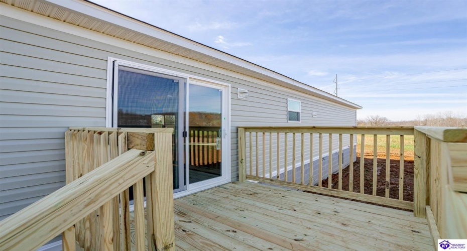 Irvington Heights Lane, Irvington, Kentucky 40146, ,2 BathroomsBathrooms,For Sale,Irvington Heights Lane,HK24004558