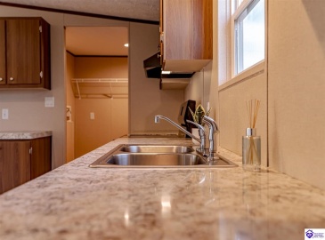 Irvington Heights Lane, Irvington, Kentucky 40146, ,2 BathroomsBathrooms,For Sale,Irvington Heights Lane,HK24004558