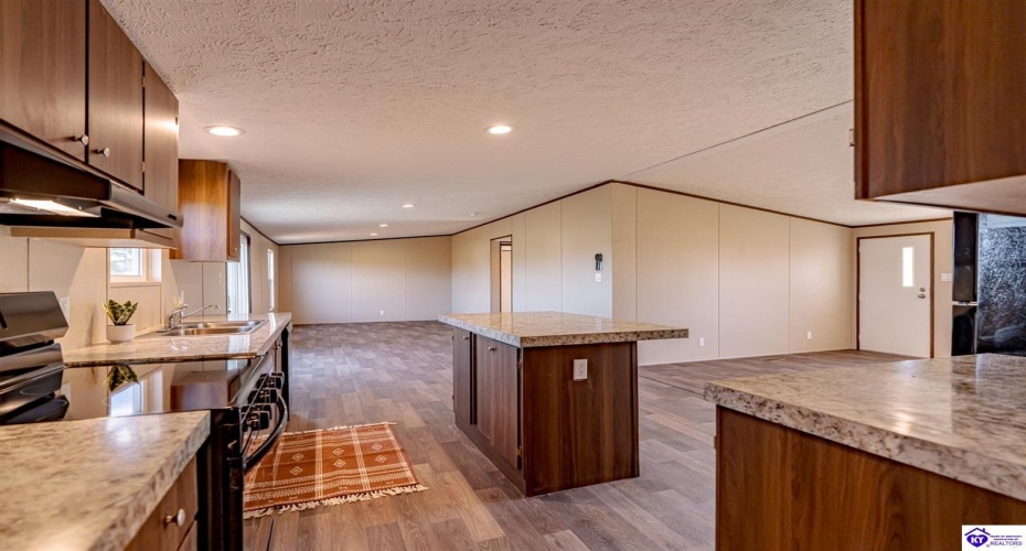 Irvington Heights Lane, Irvington, Kentucky 40146, ,2 BathroomsBathrooms,For Sale,Irvington Heights Lane,HK24004558