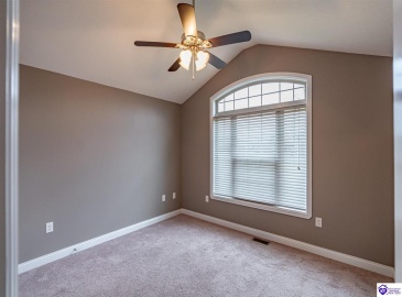 Alta Vista Court, Elizabethtown, Kentucky 42701, ,3 BathroomsBathrooms,For Sale,Alta Vista Court,HK24004560