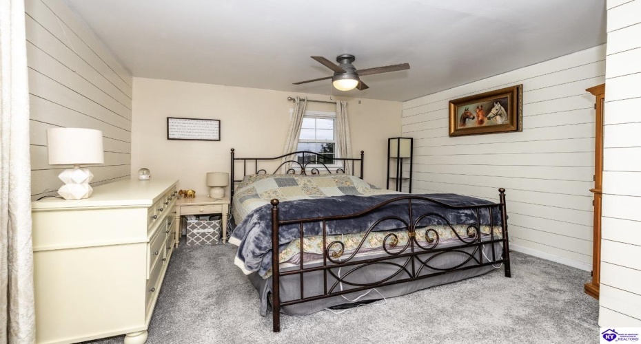 Lone Oak Road, Clarkson, Kentucky 42726, ,2 BathroomsBathrooms,For Sale,Lone Oak Road,HK24004561