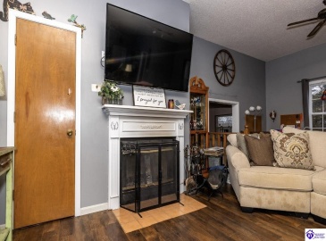 Lone Oak Road, Clarkson, Kentucky 42726, ,2 BathroomsBathrooms,For Sale,Lone Oak Road,HK24004561