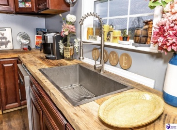 Lone Oak Road, Clarkson, Kentucky 42726, ,2 BathroomsBathrooms,For Sale,Lone Oak Road,HK24004561