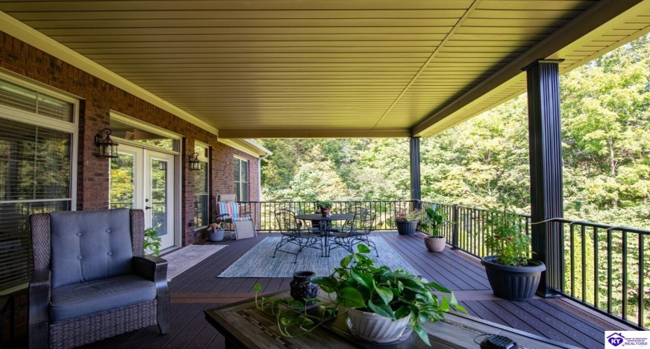 Stonemill Court, Elizabethtown, Kentucky 42701, ,3 BathroomsBathrooms,For Sale,Stonemill Court,HK24004562