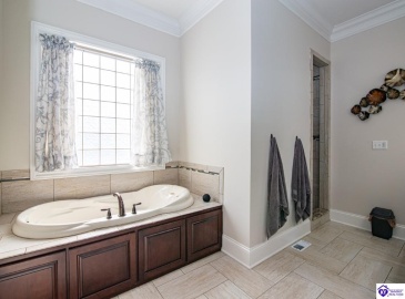 Stonemill Court, Elizabethtown, Kentucky 42701, ,3 BathroomsBathrooms,For Sale,Stonemill Court,HK24004562