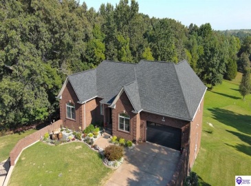 Stonemill Court, Elizabethtown, Kentucky 42701, ,3 BathroomsBathrooms,For Sale,Stonemill Court,HK24004562