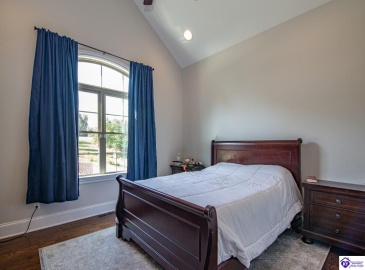 Stonemill Court, Elizabethtown, Kentucky 42701, ,3 BathroomsBathrooms,For Sale,Stonemill Court,HK24004562