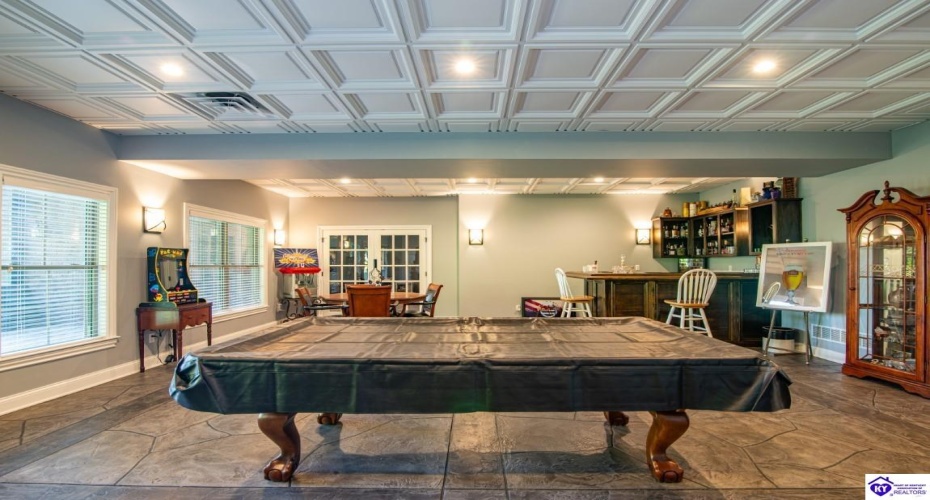 Stonemill Court, Elizabethtown, Kentucky 42701, ,3 BathroomsBathrooms,For Sale,Stonemill Court,HK24004562