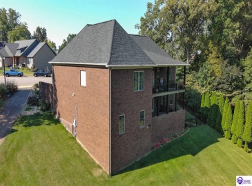 Stonemill Court, Elizabethtown, Kentucky 42701, ,3 BathroomsBathrooms,For Sale,Stonemill Court,HK24004562