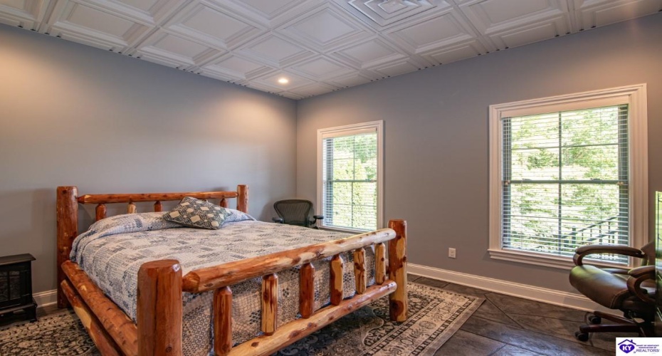 Stonemill Court, Elizabethtown, Kentucky 42701, ,3 BathroomsBathrooms,For Sale,Stonemill Court,HK24004562